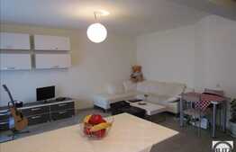 De vanzare 2 camere, 53 mp! Parcare! Zona strazii Florilor!