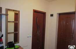 De inchiriat 2 camere, 50 mp! Parcare! Complet mobilat! Zona strazii Florilor!