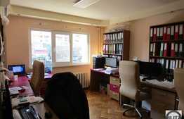 Vanzare apartament 2 camere, 52 mp, decomandat, boxa, zona strazii Fantanele