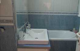 Vanzare apartament 2 camere, 52 mp, decomandat, boxa, zona strazii Fantanele