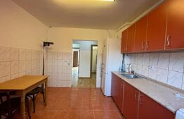 3 camere, 72 mp, decomandat,2 bai, 2 balcoane , zona strazii Primaverii