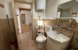 Apartament de vanzare, cu 2 camere, 45 mp, balcon, zona Centrala