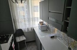 Apartament, de inchiriat, cu 2 camere semidecomandat, 50 mp, zona Mihai Viteazu