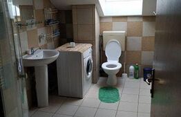 Apartament 3 camere, 70 mp, decomandat, parcare, zona UMF