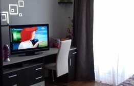 De vanzare apartament 2 camere, 57 mp, decomandat! Parcare! Zona strazii Porii!