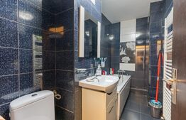 Apartament de vanzare, cu 3 camere, 72 mp, zona Dorobantilor