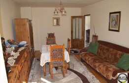 Apartament 4 camere, 77 mp, decomandat, zona strazii Calea Baciului