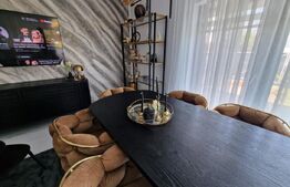 Casa exclusivista , LUX, Harman