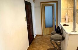 Apartament 2 camere, decomndat, etaj 1 Racadau de vanzare