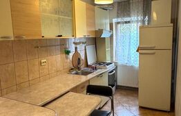 Apartament 2 camere, decomndat, etaj 1 Racadau de vanzare