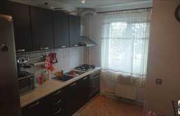 Vanzare apartament 3 camere, 68 mp, parcare,boxa subsol, zona strazii Primaverii