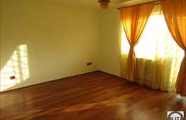 Inchiriere penthouse cu 5 camere, 130 mp, zona Teilor! 2 locuri parcare!