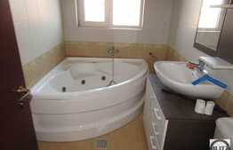 Inchiriere penthouse cu 5 camere, 130 mp, zona Teilor! 2 locuri parcare!