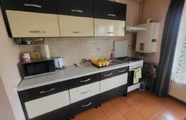 Apartament semidecomandat cu 3 camere, complet mobilat si utilat, zona Florilor