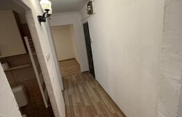 Apartament de vanzare, 3 camere, 65 mp, etaj intermediar, zona Calea București