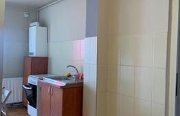 Apartament cu 2 camere, decomandat, 56 mp, balcon, zona strazii Tasnad