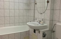 Apartament cu 2 camere, decomandat, 56 mp, balcon, zona strazii Tasnad