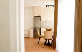 2 camere mobilat nou, bloc premium cu lift,parcare, strada Eroilor!