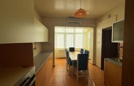 Apartament 3 camere, 100mp, decomandate, 2 bai, zona Hasdeu