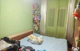 Apartament 3 camere, 68 mp, boxa subsol, zona strazii Bucium