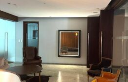 Apartament lux de vanzare, 2 camere, 51 mp, etajul 1, ultracentral 