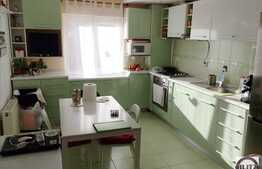 2 camere, 58 mp, decomandat, parcare, boxa, zona Liceului Avram Iancu