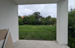 Duplex spatios 150 mp, teren 800 mp, carport pentru 2 masini