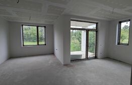 Duplex spatios 150 mp, teren 800 mp, carport pentru 2 masini