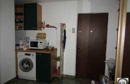 2 camere, 60 mp, decomandat, boxa, zona strazii Muncitorilor