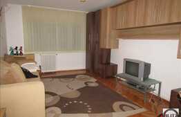 2 camere, 60 mp, decomandat, boxa, zona strazii Muncitorilor