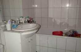 2 camere, 60 mp, decomandat, boxa, zona strazii Muncitorilor