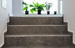 Apartament cu 3 camere, 63 mp utili, terasa de 88 mp, zona Cetatii