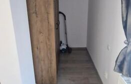 Apartament cu 3 camere, renovat, 60.77 mp, etaj intermediar, zona Terra 