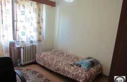 Vanzare apartament 2 camere, 48 mp, decomandat, zona strazii Lunii