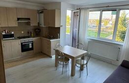 Apartament de vanzare, 3 camere, parcare, zona Vivo