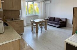 Apartament de vanzare, 3 camere, parcare, zona Vivo