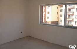 Apartament cu 3 camere, cu loc de parcare, in zona strazii Teilor