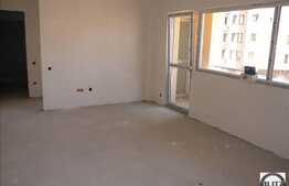 Apartament cu 3 camere, cu loc de parcare, in zona strazii Teilor