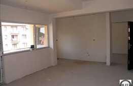 Apartament cu 3 camere, cu loc de parcare, in zona strazii Teilor