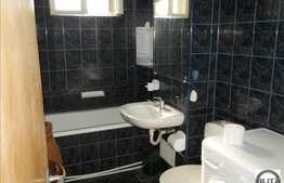 2 camere, 65 mp, decomandat, boxa, zona strazii Gheorghe Dima