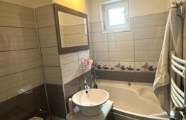 Apartament de vanzare, cu 3 camere decomandat, 60 mp, zona Astra