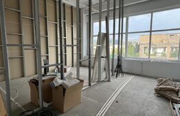 Hala open space, 614 mp, lift de marfa, zona Piata 1 MAI