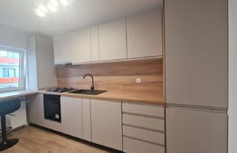 Apartament decomandat, mobilat si utilat, parcare, zona Terra