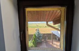 Casa lux in Ghimbav la 15 minute de Brasov, curte, P+1