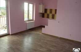 Apartament cu 2 camere, semidecomandat cu 2 balcoane