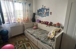 Apartament 3 camere 70mp,etaj intermediar