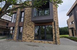 Apartament la vila in Faget langa statie de bus si market la parter.