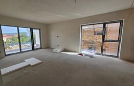 Apartament la vila in Faget langa statie de bus si market la parter.