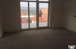 Vanzare apartament 3 camere, 100 mp, terasa, gradina, zona strazii Gheorghe Dima