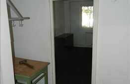 De vanzare apartament 54 mp, 2 camere decomandat, in zona strazii Dorobantilor.